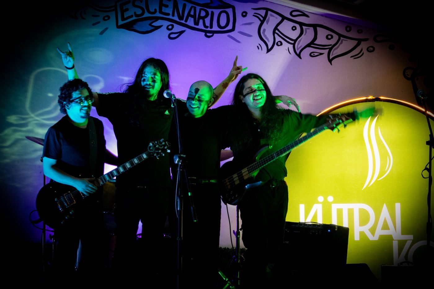 Krohma completo al final del show, Kutral Ko